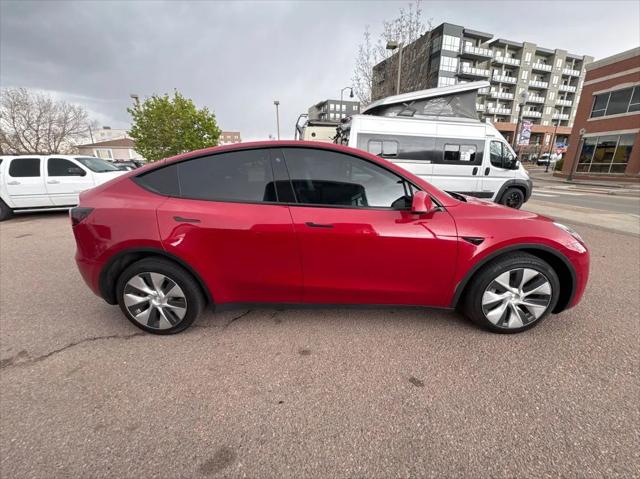 2022 Tesla Model Y Long Range Dual Motor All-Wheel Drive