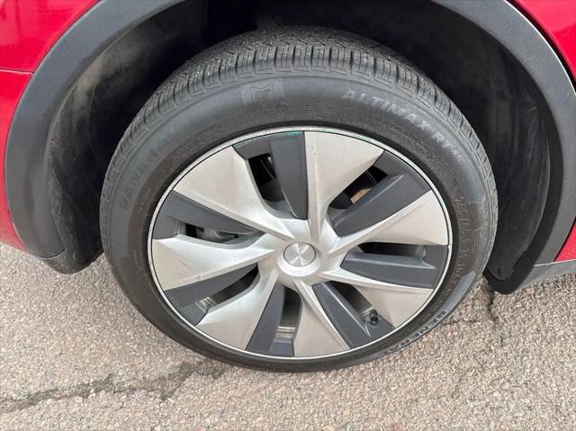 2022 Tesla Model Y Long Range Dual Motor All-Wheel Drive