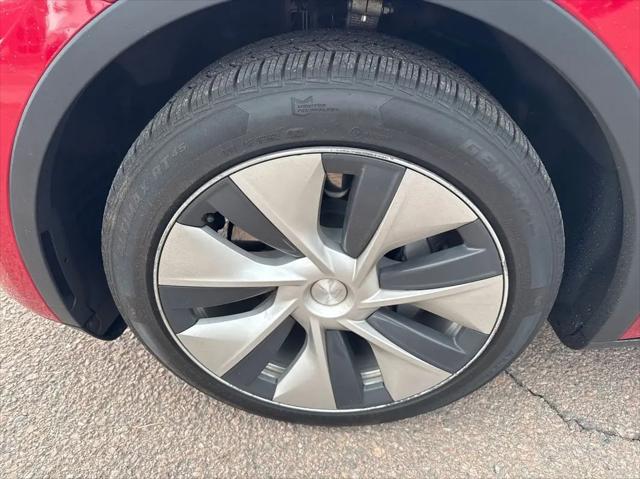 2022 Tesla Model Y Long Range Dual Motor All-Wheel Drive