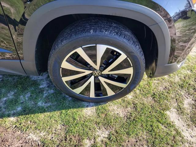 2024 Volkswagen Taos 1.5T SE