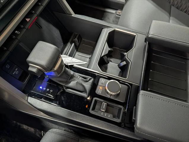 2026 Toyota Tundra SR5 CrewMax 5.5' Bed