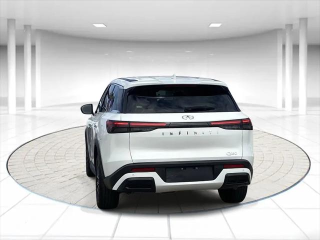 2025 INFINITI QX60 PURE