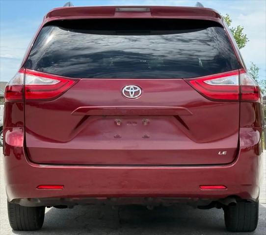 2017 Toyota Sienna LE 8 Passenger