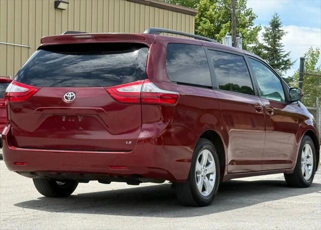 2017 Toyota Sienna LE 8 Passenger
