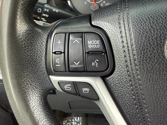 2017 Toyota Sienna LE 8 Passenger