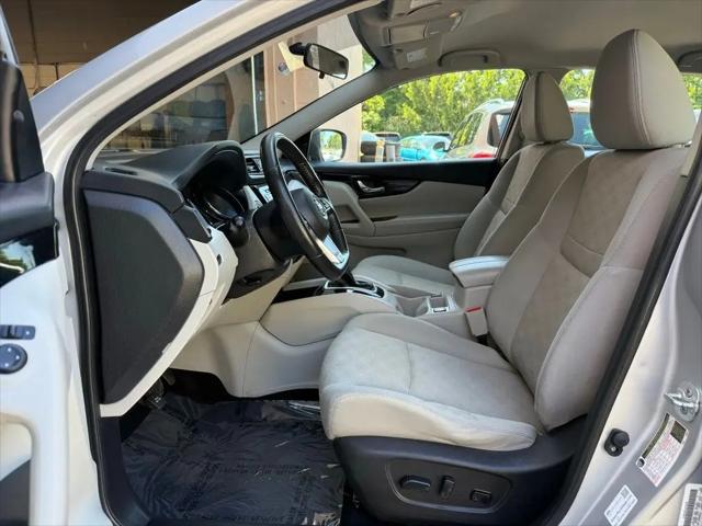2018 Nissan Rogue Sport SV