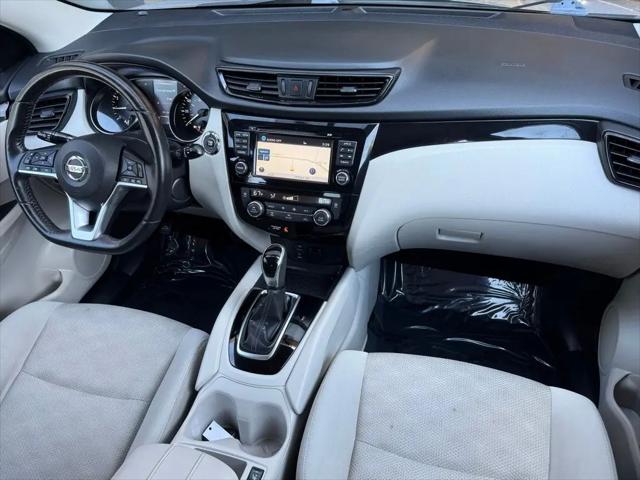 2018 Nissan Rogue Sport SV