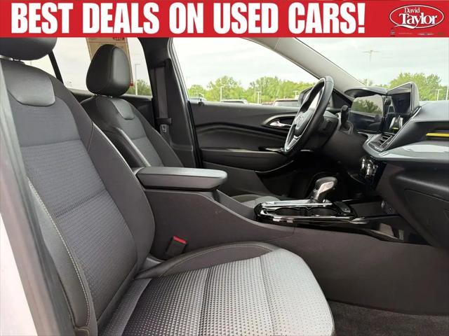 2024 Chevrolet Trax FWD LT