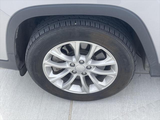 2019 Jeep Cherokee Latitude FWD