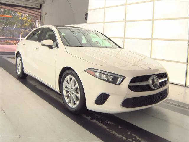 2022 Mercedes-Benz A 220 4MATIC