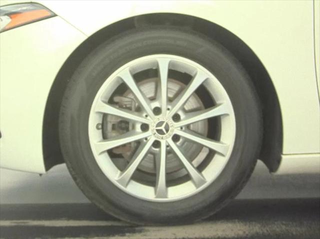 2022 Mercedes-Benz A 220 4MATIC