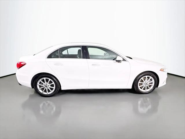 2022 Mercedes-Benz A 220 4MATIC