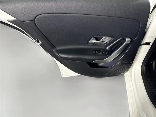 2022 Mercedes-Benz A 220 4MATIC