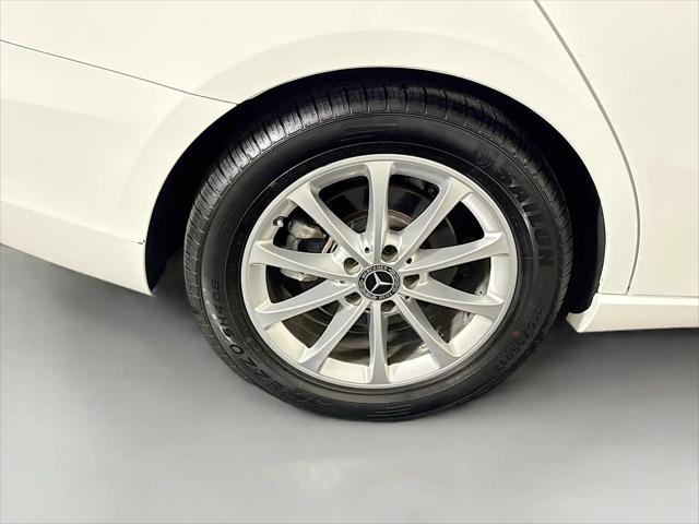 2022 Mercedes-Benz A 220 4MATIC