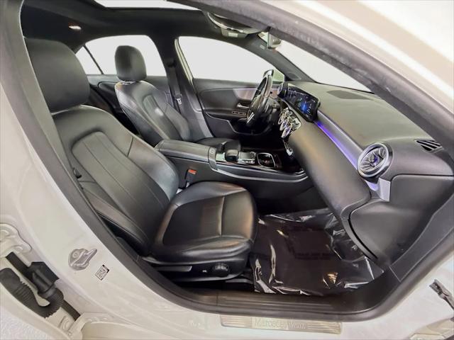 2022 Mercedes-Benz A 220 4MATIC