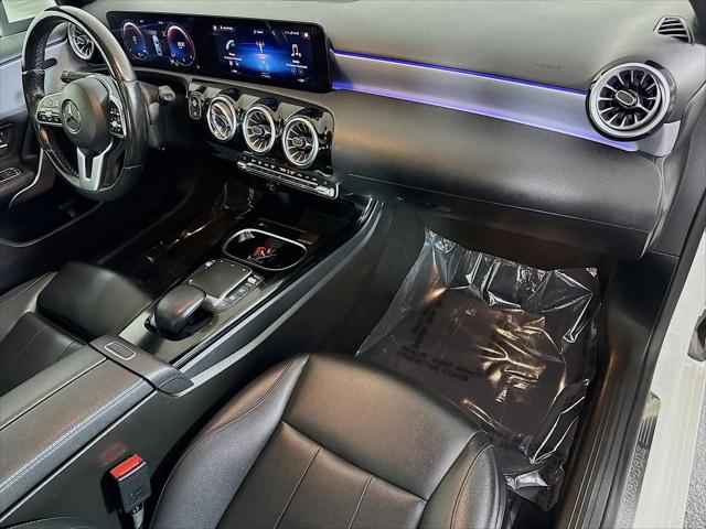 2022 Mercedes-Benz A 220 4MATIC