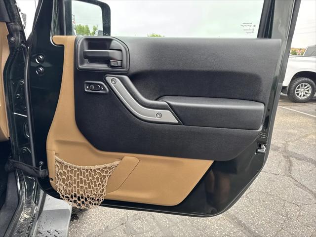 2012 Jeep Wrangler Unlimited Sahara