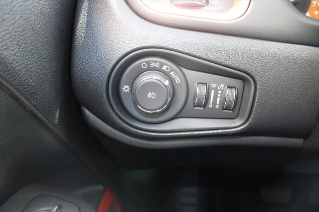 2020 Jeep Renegade Orange Edition FWD