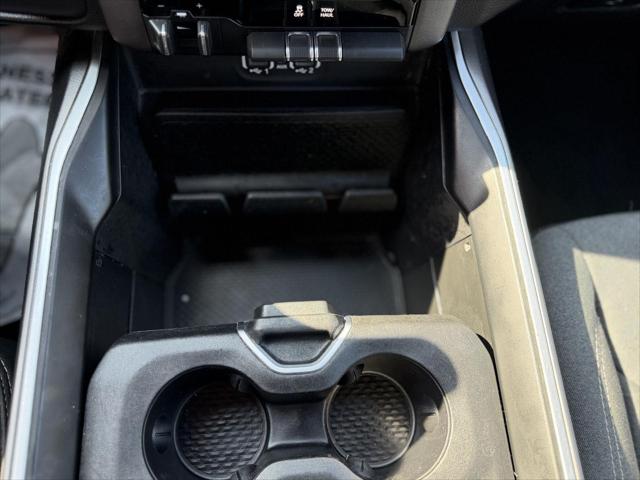 2021 Ram 1500 Big Horn Crew Cab 4x4 5'7" Box