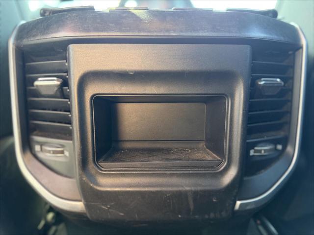 2021 Ram 1500 Big Horn Crew Cab 4x4 5'7" Box