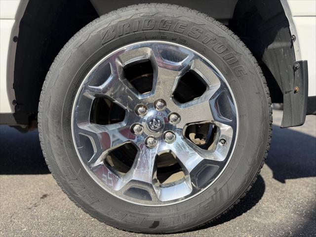 2021 Ram 1500 Big Horn Crew Cab 4x4 5'7" Box