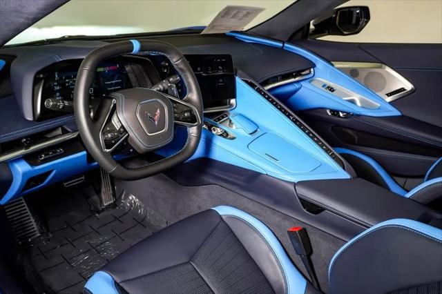 2025 Chevrolet Corvette Stingray RWD Coupe 3LT