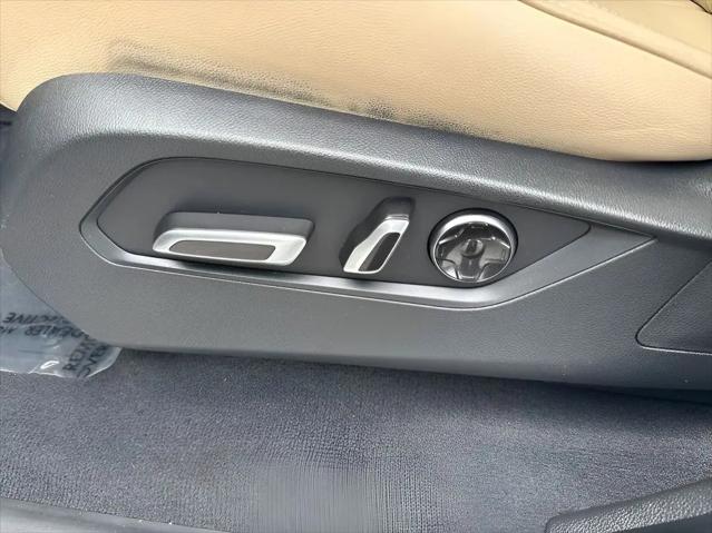 2023 Acura MDX Standard