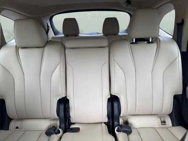 2023 Acura MDX Standard