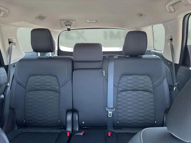 2025 Nissan Pathfinder S FWD