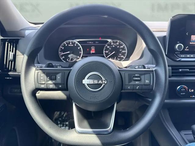 2025 Nissan Pathfinder S FWD