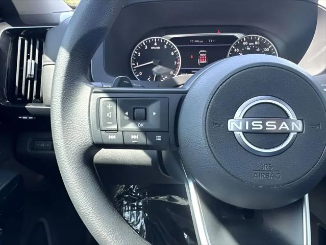 2025 Nissan Pathfinder S FWD