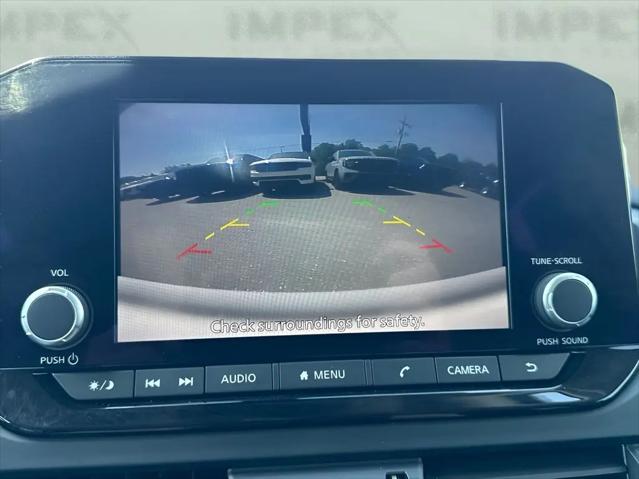 2025 Nissan Pathfinder S FWD