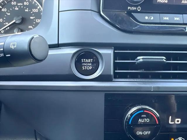 2025 Nissan Pathfinder S FWD