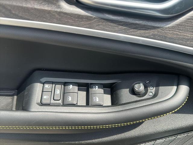 2026 Jeep Grand Cherokee 85th Anniversary Edition
