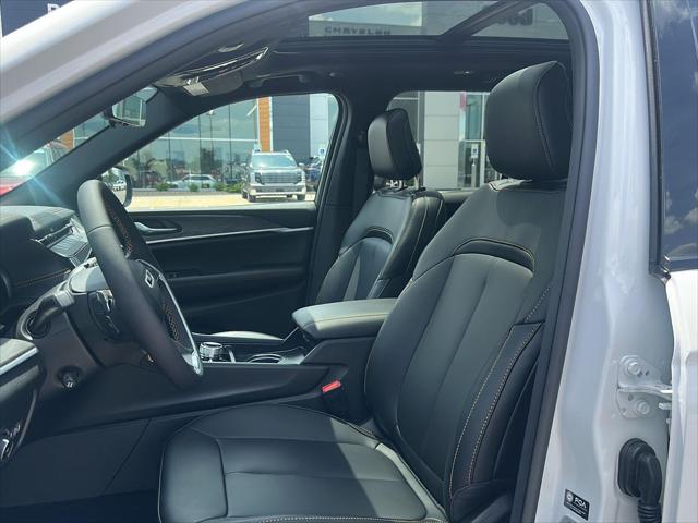 2026 Jeep Grand Cherokee 85th Anniversary Edition