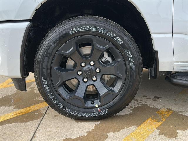 2026 Ram 1500 Express Crew Cab 4x4 5'7" Box