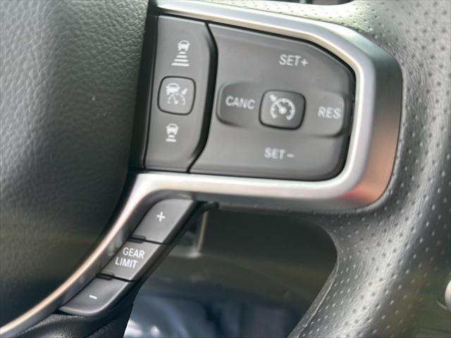 2026 Ram 1500 Express Crew Cab 4x4 5'7" Box