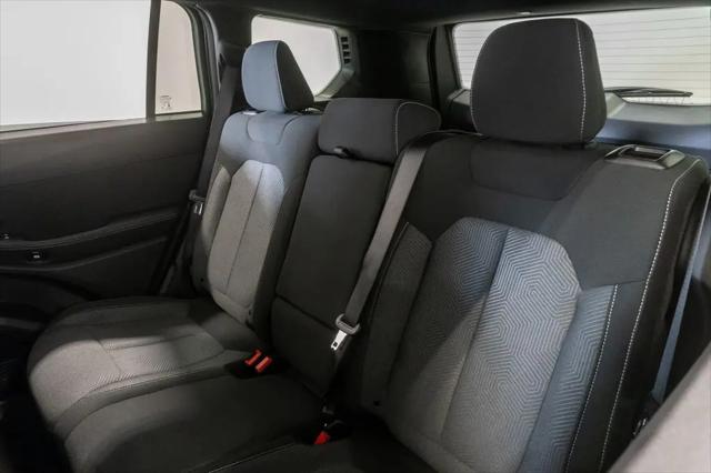 2026 Jeep Cherokee Laredo 4x4