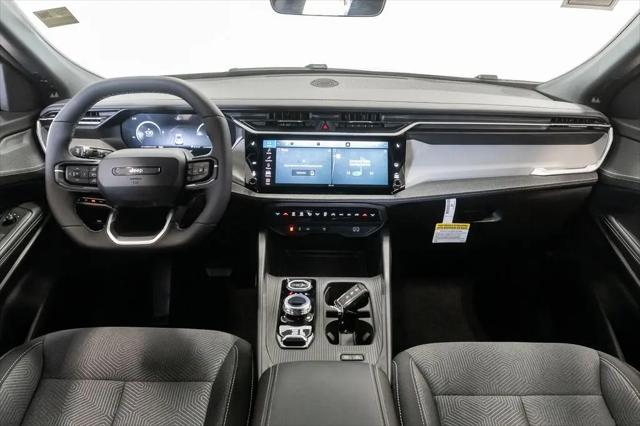 2026 Jeep Cherokee Laredo 4x4
