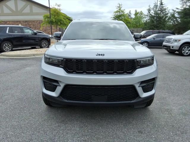 2025 Jeep Grand Cherokee Altitude X 4x4