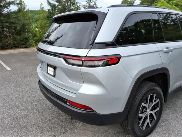 2025 Jeep Grand Cherokee Altitude X 4x4