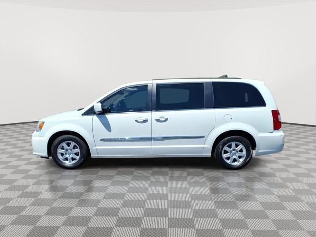 2012 Chrysler Town & Country Touring