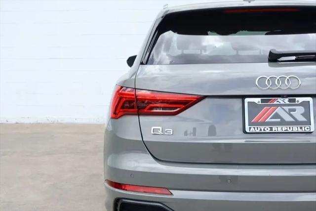 2020 Audi Q3 Premium 45 TFSI S line quattro Tiptronic