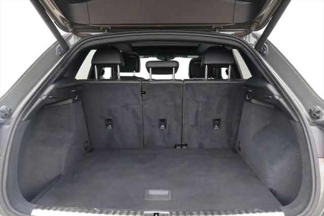 2020 Audi Q3 Premium 45 TFSI S line quattro Tiptronic