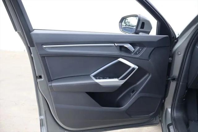 2020 Audi Q3 Premium 45 TFSI S line quattro Tiptronic