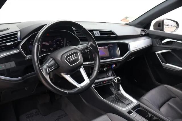 2020 Audi Q3 Premium 45 TFSI S line quattro Tiptronic