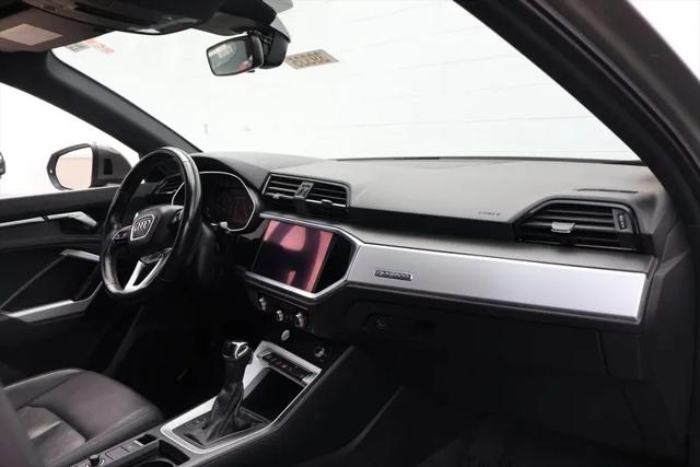 2020 Audi Q3 Premium 45 TFSI S line quattro Tiptronic