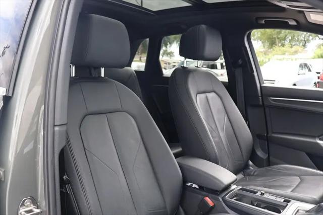 2020 Audi Q3 Premium 45 TFSI S line quattro Tiptronic