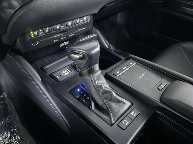 2020 Lexus ES 300h Ultra Luxury