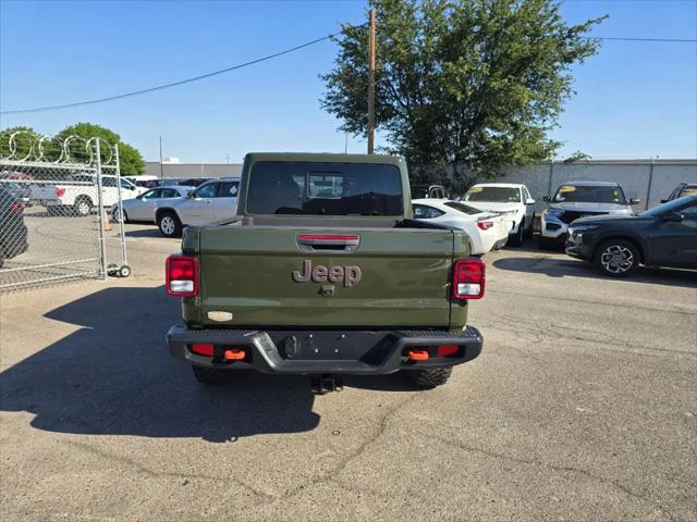 2023 Jeep Gladiator Sport